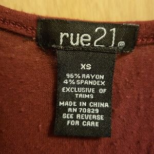 Rue 21 shirt